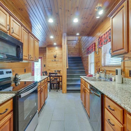 Cabin With Pool Access About 3 Mi To Downtown Gatlinburg Ngoại thất bức ảnh
