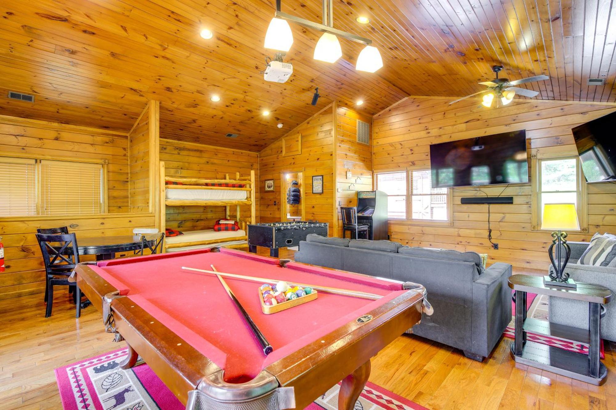 Cabin With Pool Access About 3 Mi To Downtown Gatlinburg Ngoại thất bức ảnh