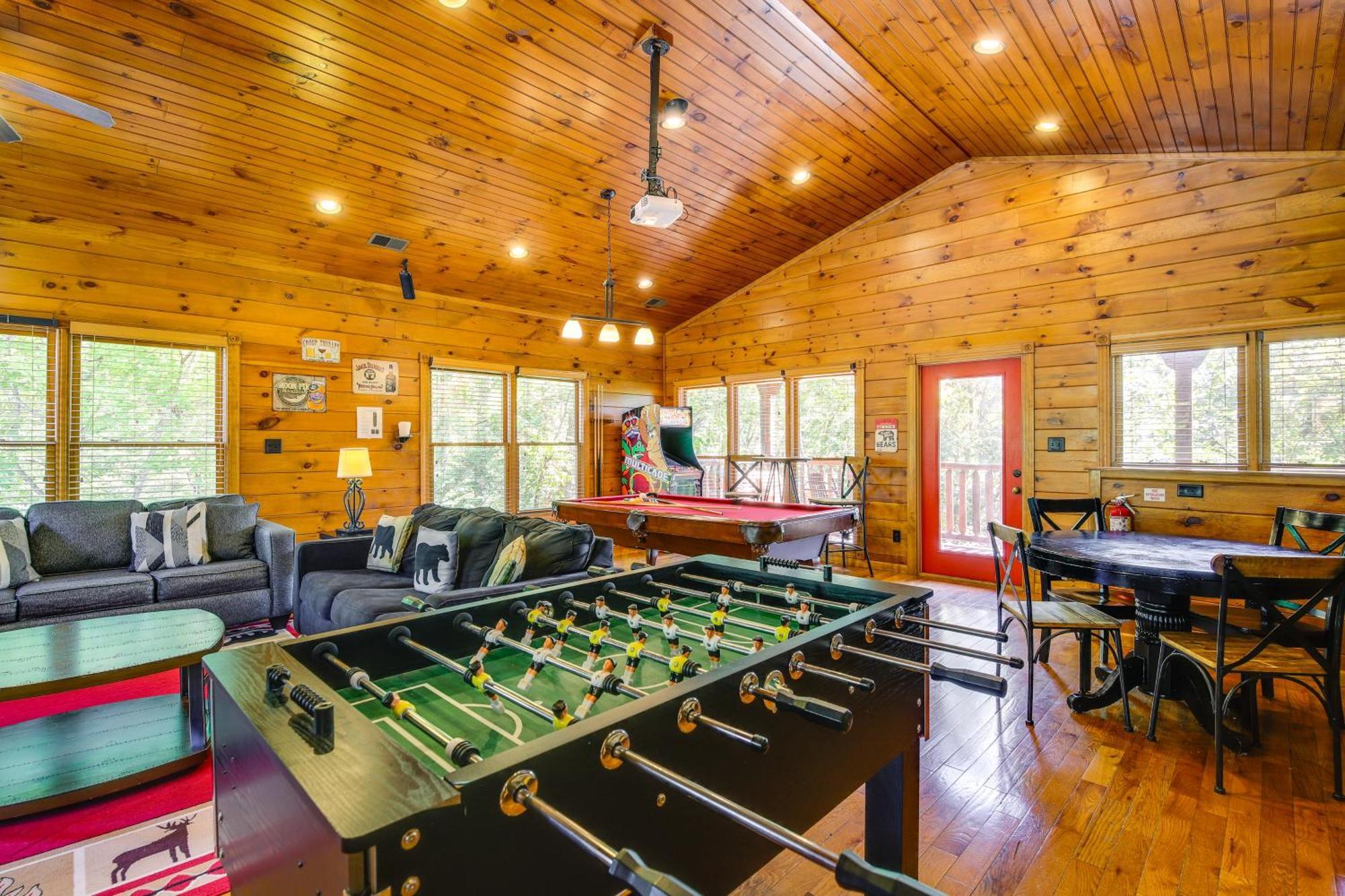 Cabin With Pool Access About 3 Mi To Downtown Gatlinburg Ngoại thất bức ảnh