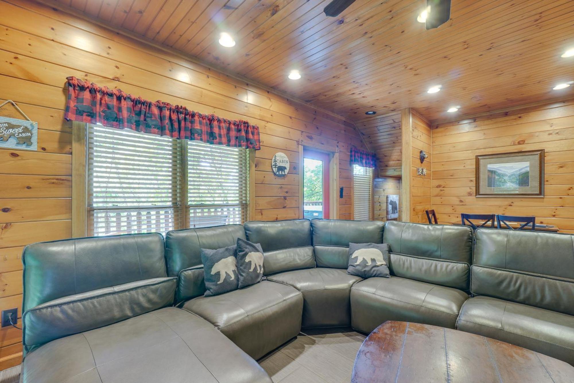 Cabin With Pool Access About 3 Mi To Downtown Gatlinburg Ngoại thất bức ảnh