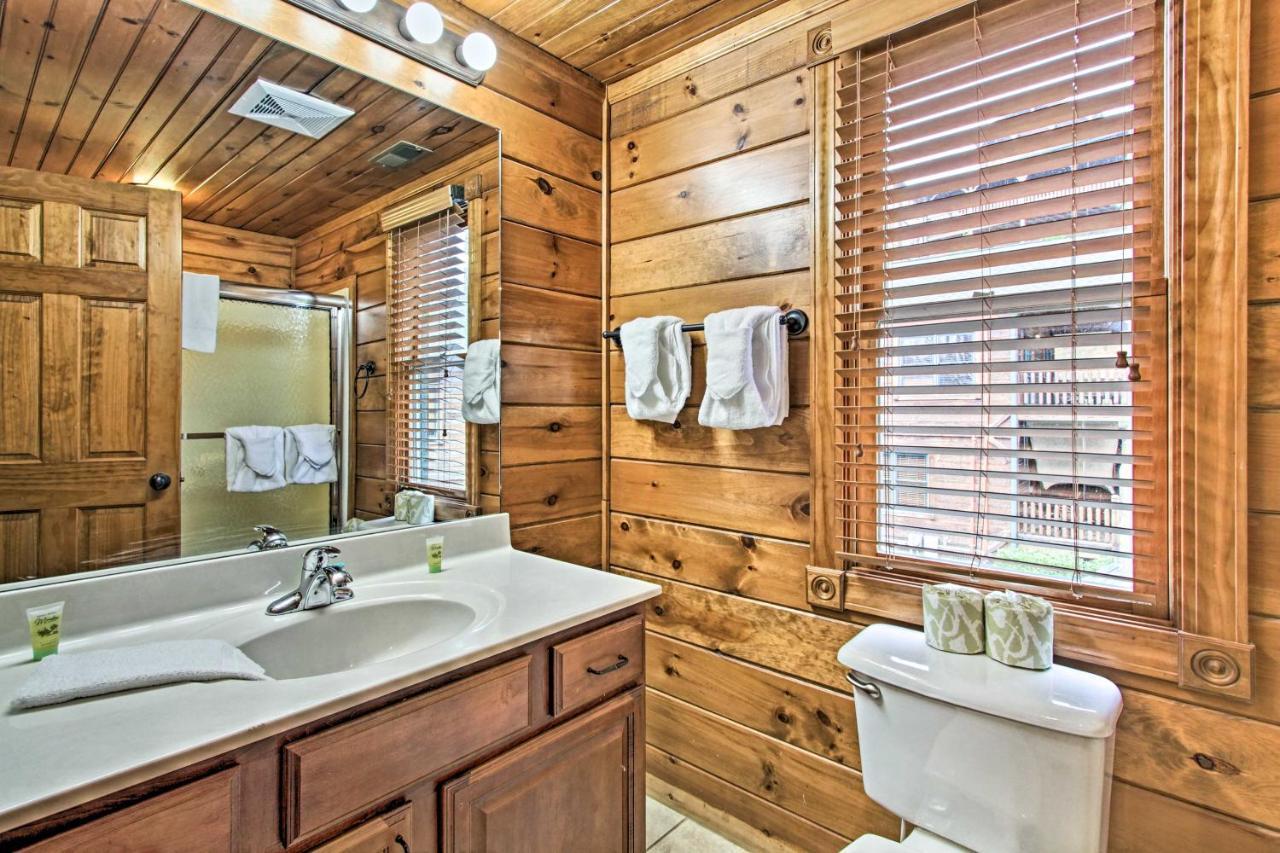 Cabin With Pool Access About 3 Mi To Downtown Gatlinburg Ngoại thất bức ảnh